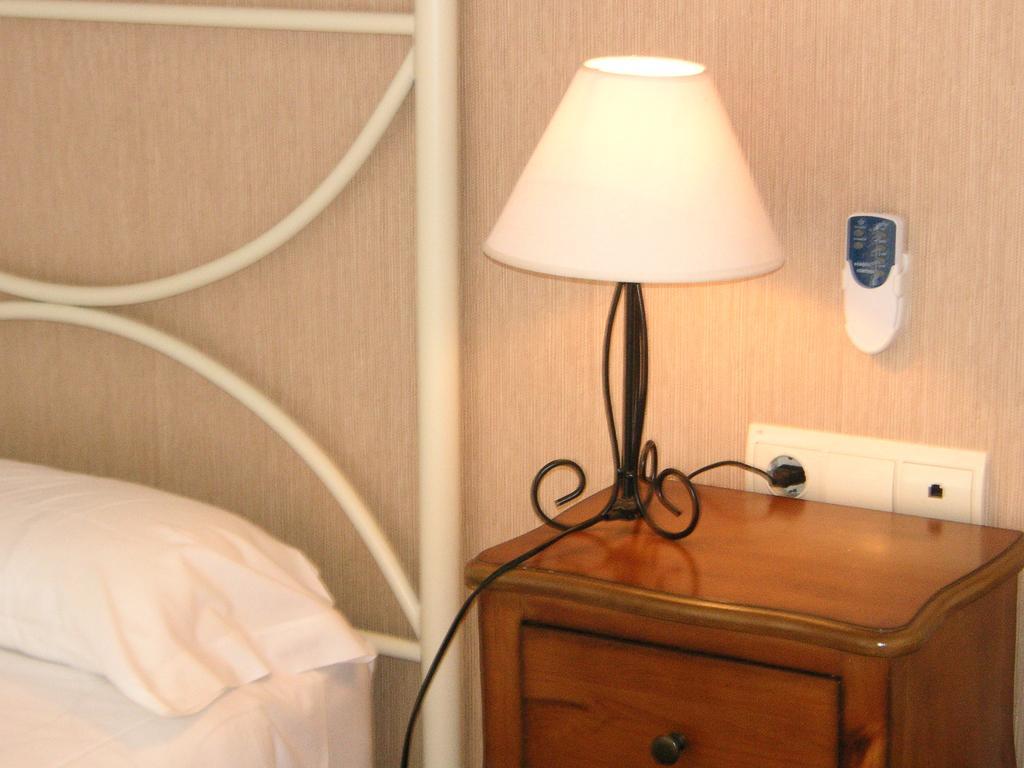 Aire De Colldejou Hotel Habitación foto